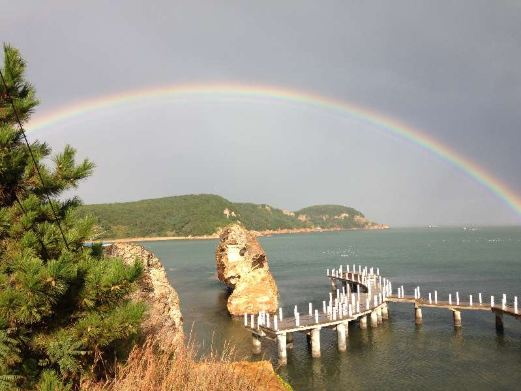 花斑彩石景区